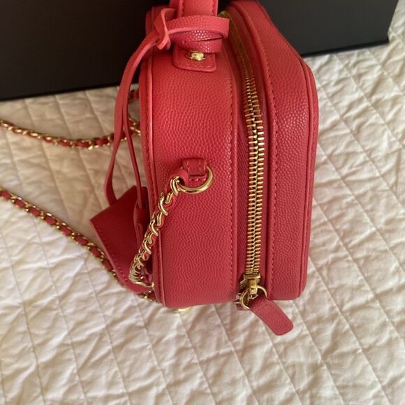 CHANEL Caviar Quilted Small CC Filigree Vanity Case Pink - Picture 12 of 16